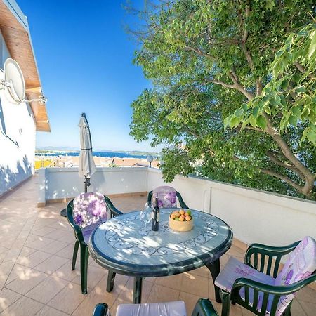 Apartmani Pataca Vodice Exteriör bild