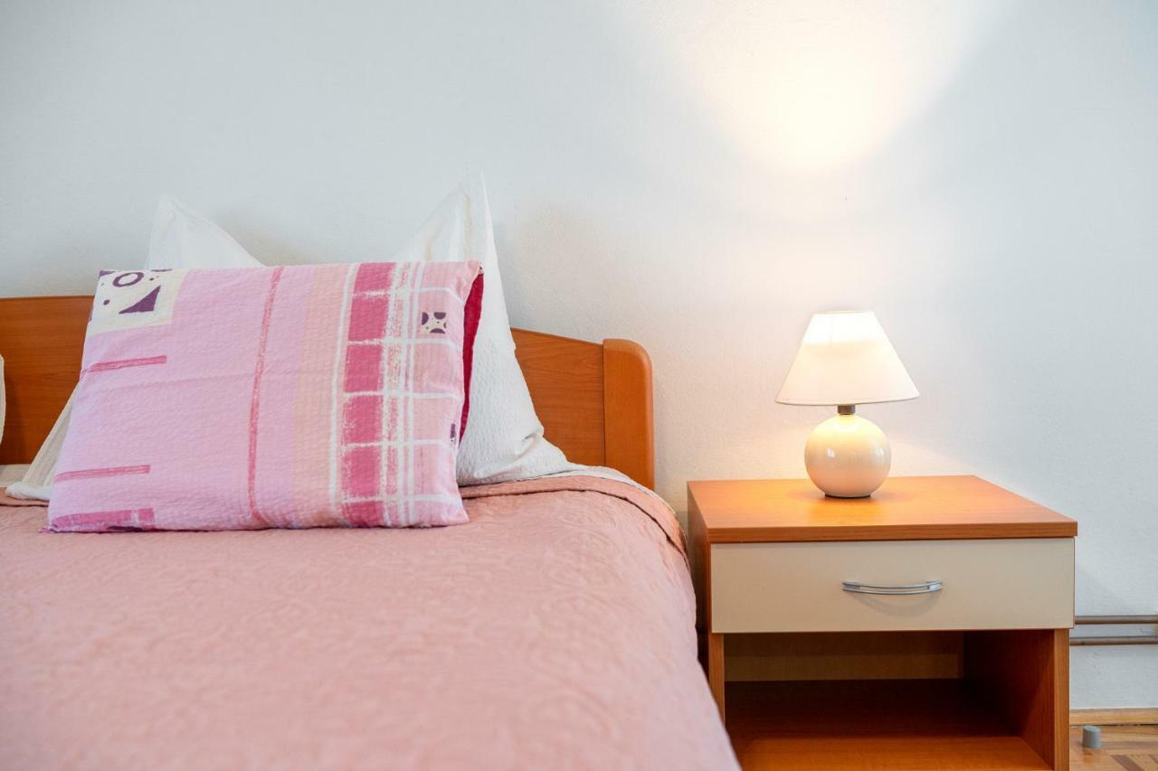 Apartmani Pataca Vodice Exteriör bild