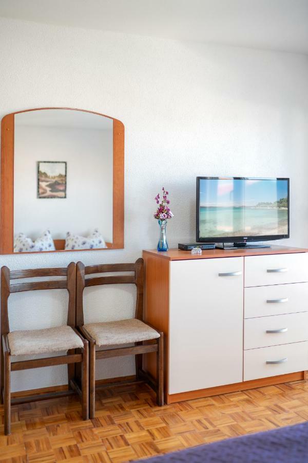 Apartmani Pataca Vodice Exteriör bild