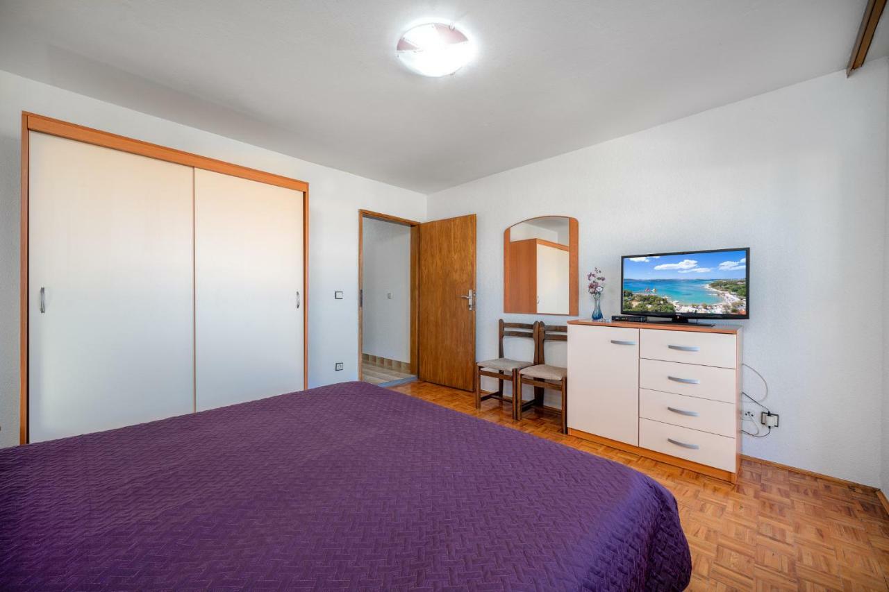 Apartmani Pataca Vodice Exteriör bild