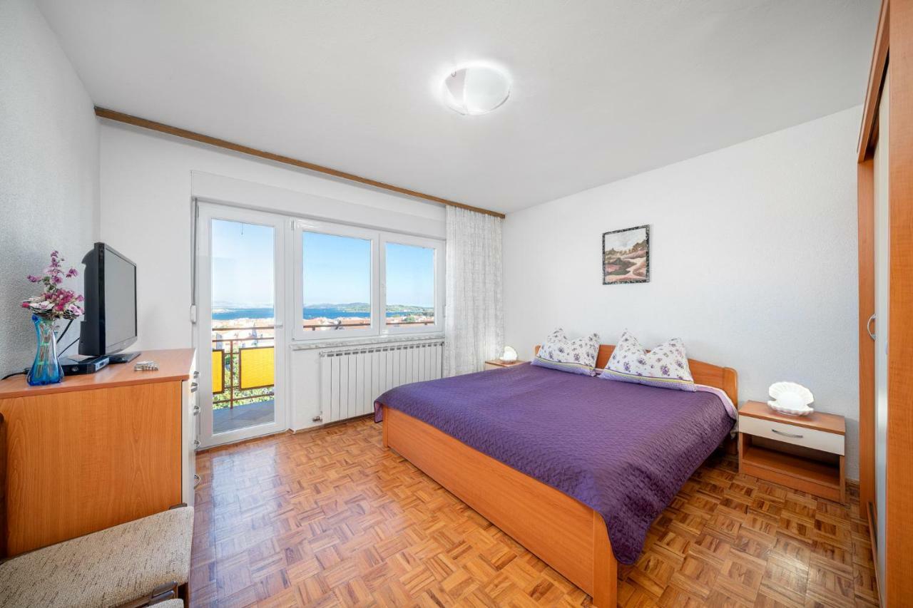 Apartmani Pataca Vodice Exteriör bild
