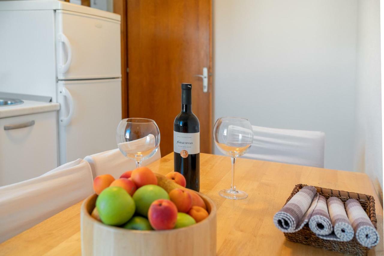 Apartmani Pataca Vodice Exteriör bild